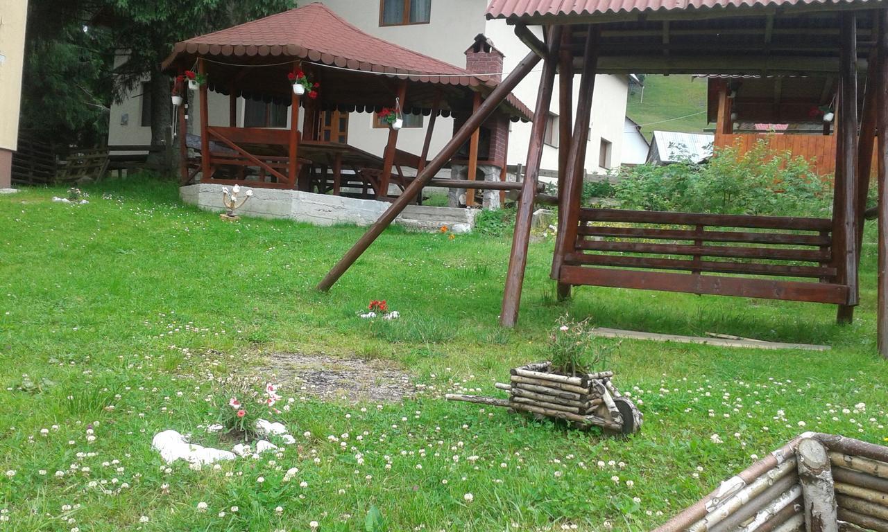Casa Andreea-Maria Hotel Vartop Bagian luar foto